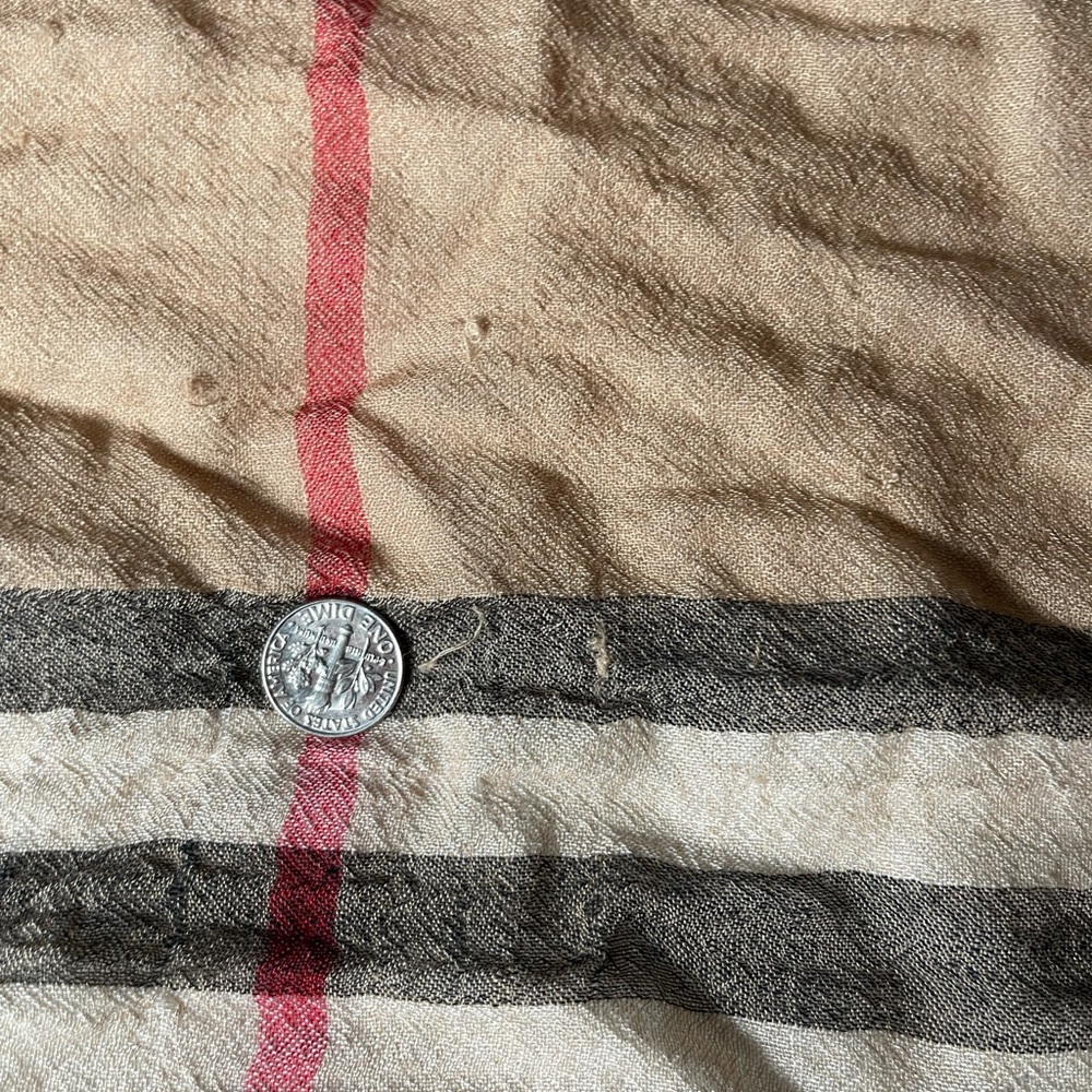 Burberry Lightweight Scarf - Picture 3 of 3